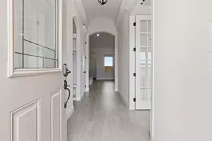 829 Haley St, Springtown, TX 76082 - Photo 4