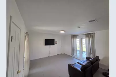 Valwood Pkwy 2559, Dallas, TX 75234 - Photo 26