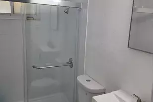 Valwood Pkwy 2559, Dallas, TX 75234 - Photo 4