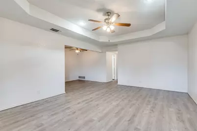 1913 San Rafael Street, Fort Worth, TX 76134 - Photo 8