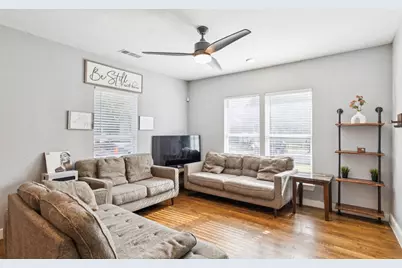 2707 Clymer Street, Dallas, TX 75212 - Photo 2