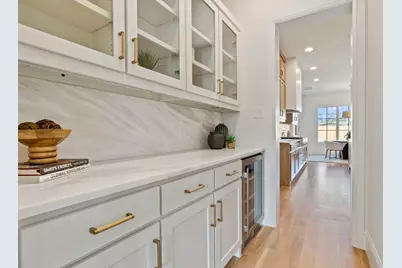 3207 Latham Drive, Dallas, TX 75229 - Photo 16