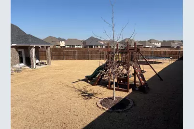 10704 Juniper Canyon Way, Benbrook, TX 76126 - Photo 32