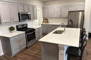 10704 Juniper Cyn Wy, Benbrook, TX 76126 - Photo 4