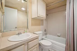 12921 Abrams Rd, Dallas, TX 75243 - Photo 16