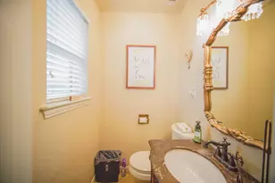 128 Oak Creek St, Jacksboro, TX 76458 - Photo 10