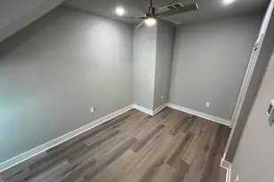 525 W Collins St, Stephenville, TX 76401 - Photo 10