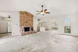 1722 Uvalde St, Mesquite, TX 75150 - Photo 4