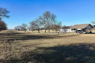 1250 Winn Rd, Bowie, TX 76230 - Photo 2