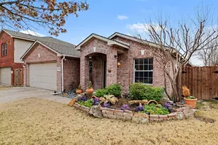 7936 Meadow Spring Ln, Fort Worth, TX 76120 - Photo 1
