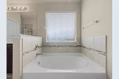 924 Blue Quail Run, Glenn Heights, TX 75154 - Photo 16