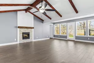 904 Red Oak St, Azle, TX 76020 - Photo 8