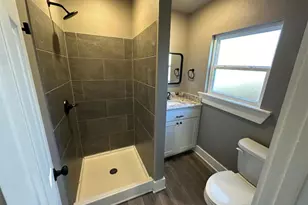 1408 E Houston St, Tyler, TX 75702 - Photo 8