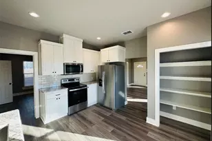 1408 E Houston St, Tyler, TX 75702 - Photo 6