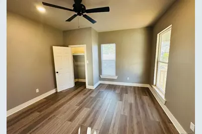 1408 E Houston Street, Tyler, TX 75702 - Photo 10