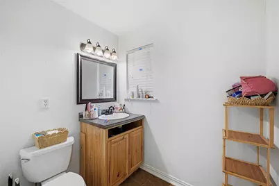 201 Ross Avenue, Denison, TX 75020 - Photo 22