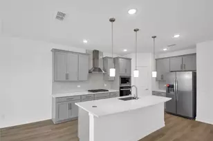 3900 Lynx Ct, Little Elm, TX 75068 - Photo 10