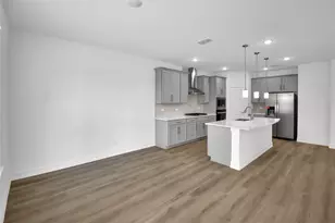 3900 Lynx Ct, Little Elm, TX 75068 - Photo 8