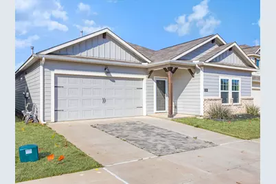 2105 Paxton Way, Denton, TX 76209 - Photo 2