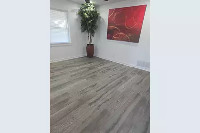 2117 Beaumont Street, Grand Prairie, TX 75051 - Photo 8