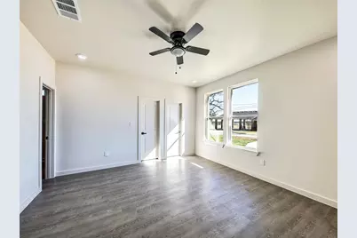 170 Half Moon Way, Bridgeport, TX 76426 - Photo 12