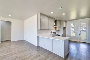 170 Half Moon Way, Bridgeport, TX 76426 - Photo 6