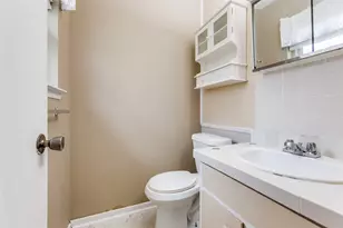 1462 Bay Shore Dr, Garland, TX 75040 - Photo 16