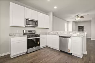 9229 Union Pacific Dr, Fort Worth, TX 76036 - Photo 2