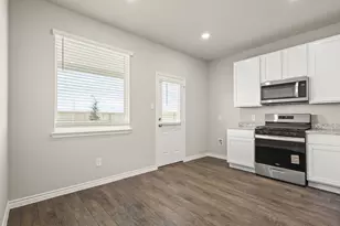 9229 Union Pacific Dr, Fort Worth, TX 76036 - Photo 4