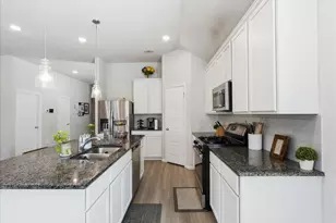 1207 Putnam St, Mansfield, TX 76063 - Photo 6