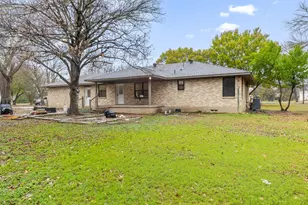 1136 Bear Creek Rd, Cedar Hill, TX 75104 - Photo 12