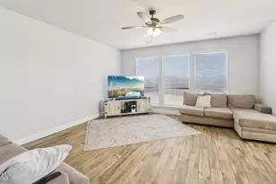 305 White Tail Ln, Alvarado, TX 76009 - Photo 6