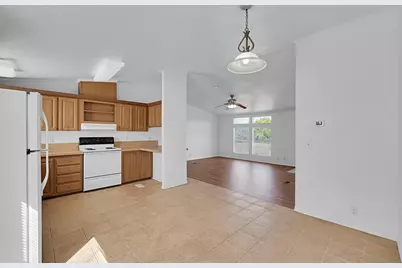 557 County Road 2560, Walnut Springs, TX 76690 - Photo 10