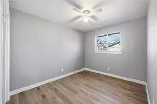 1203 Southmoor Dr, Arlington, TX 76010 - Photo 18