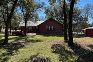 205 Quarter Horse Rd, Whitney, TX 76692 - Photo 2