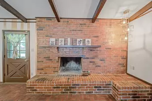 1406 Churchill Dr, Denton, TX 76209 - Photo 10