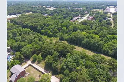 11516 Oak Tree Road, Balch Springs, TX 75180 - Photo 6