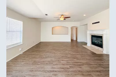 5353 Freestone Drive, Grand Prairie, TX 75052 - Photo 18