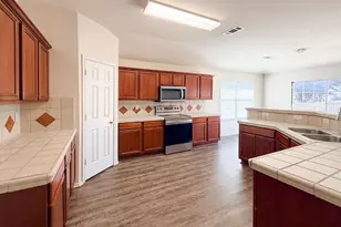 5353 Freestone Dr, Grand Prairie, TX 75052 - Photo 12