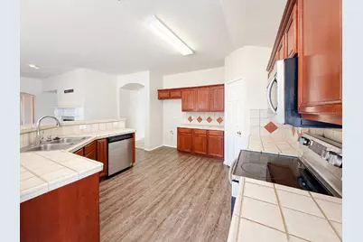 5353 Freestone Drive, Grand Prairie, TX 75052 - Photo 14