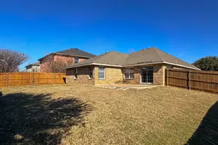 5353 Freestone Dr, Grand Prairie, TX 75052 - Photo 36