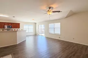 5353 Freestone Dr, Grand Prairie, TX 75052 - Photo 20