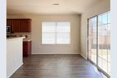 5353 Freestone Drive, Grand Prairie, TX 75052 - Photo 16