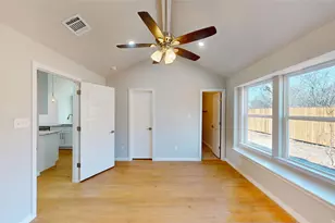 707 Cedar St, Cleburne, TX 76031 - Photo 18