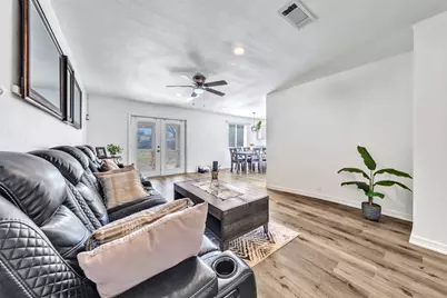 529 Ann Lois Lane, Burleson, TX 76028 - Photo 8