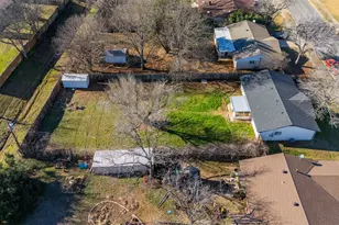 529 Ann Lois Ln, Burleson, TX 76028 - Photo 24