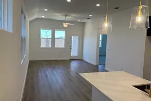 5933 Laurel Lk Ln, Pilot Point, TX 76258 - Photo 16