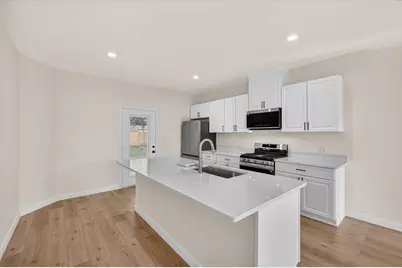 2112 W 13th Avenue, Corsicana, TX 75110 - Photo 4