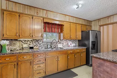 1832 W White Oak Road, West, TX 76691 - Photo 16