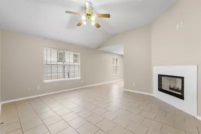 1035 N Ravinia Drive, Dallas, TX 75211 - Photo 4